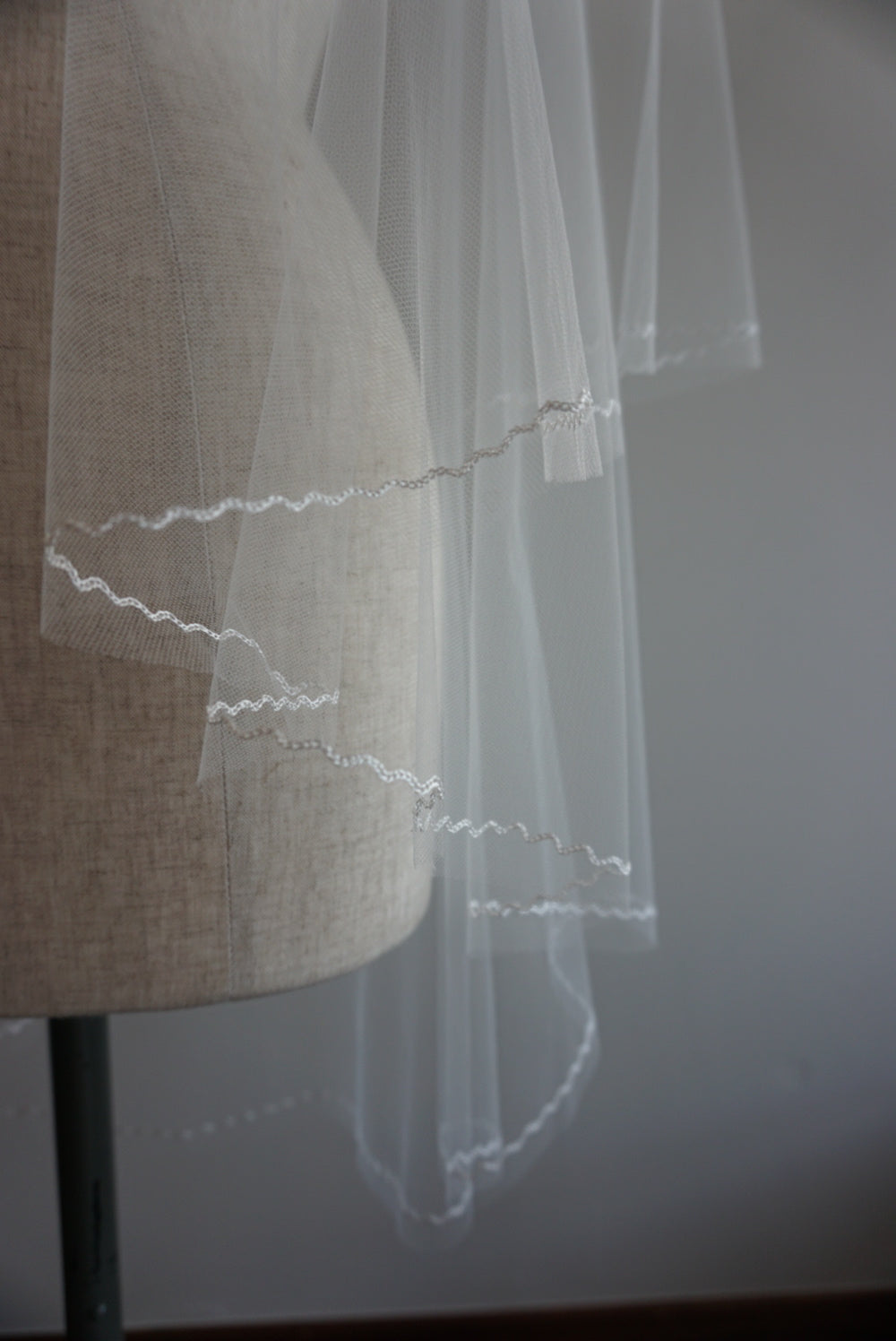 Chain Stitch Middle Veil