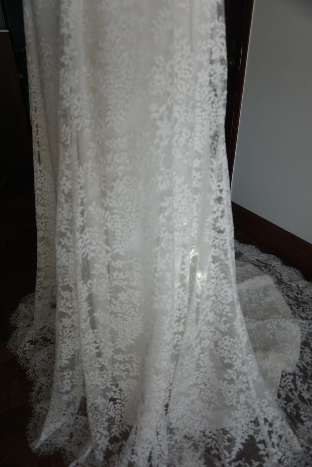 Lace Cascade Back Dress/SO