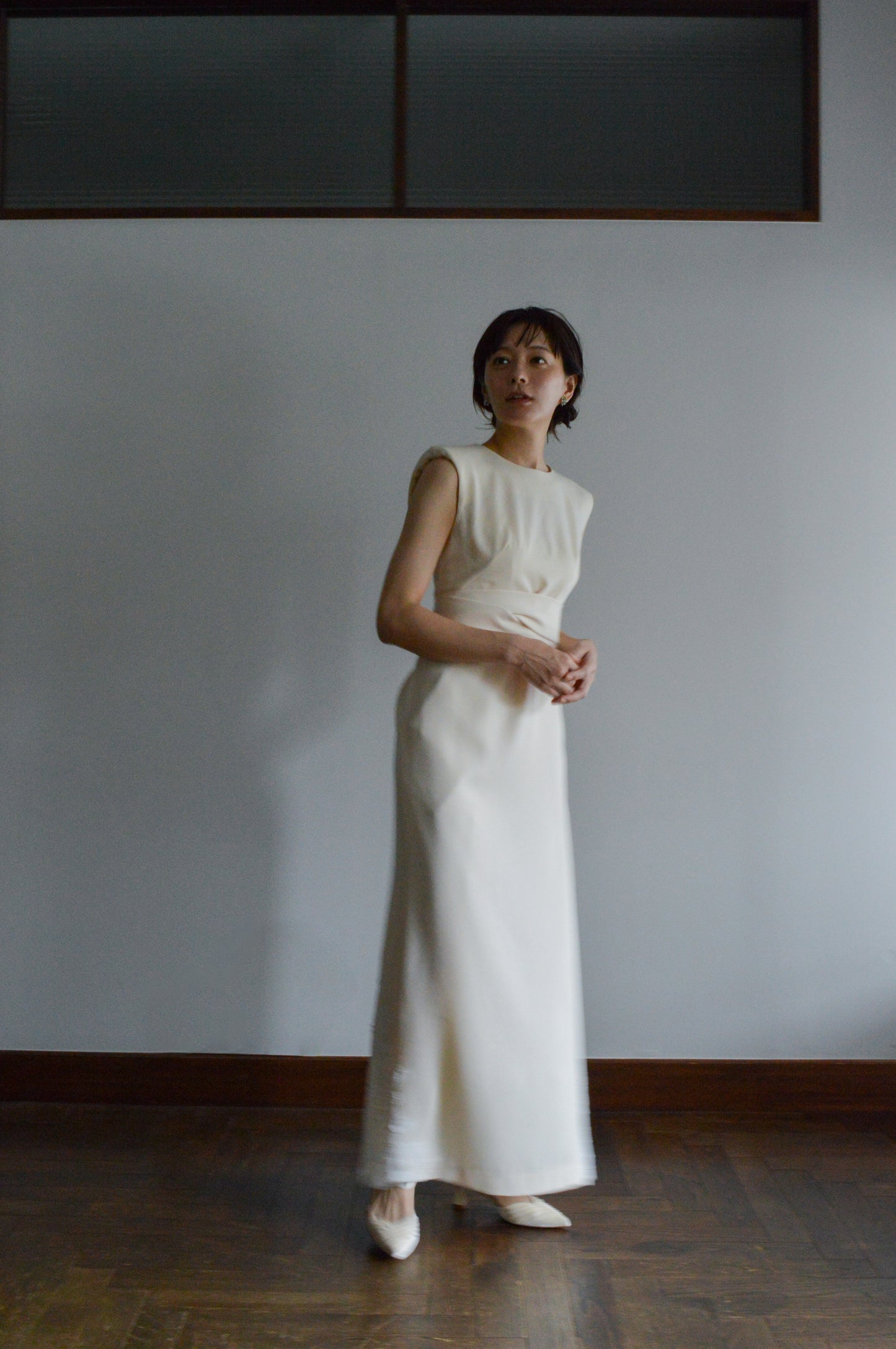 Layered Chic Apron Dress×Lace