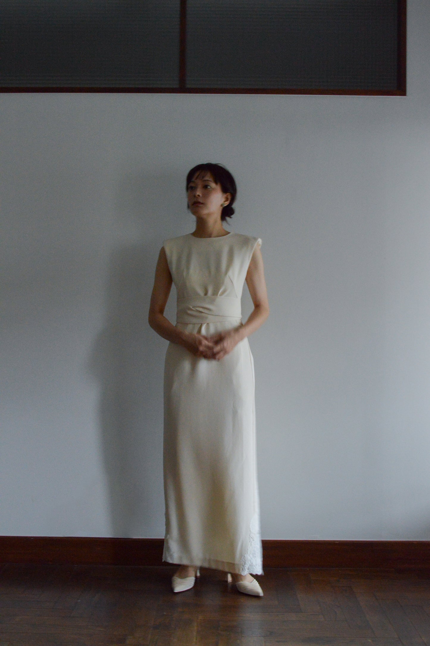 Layered Chic Apron Dress×Lace
