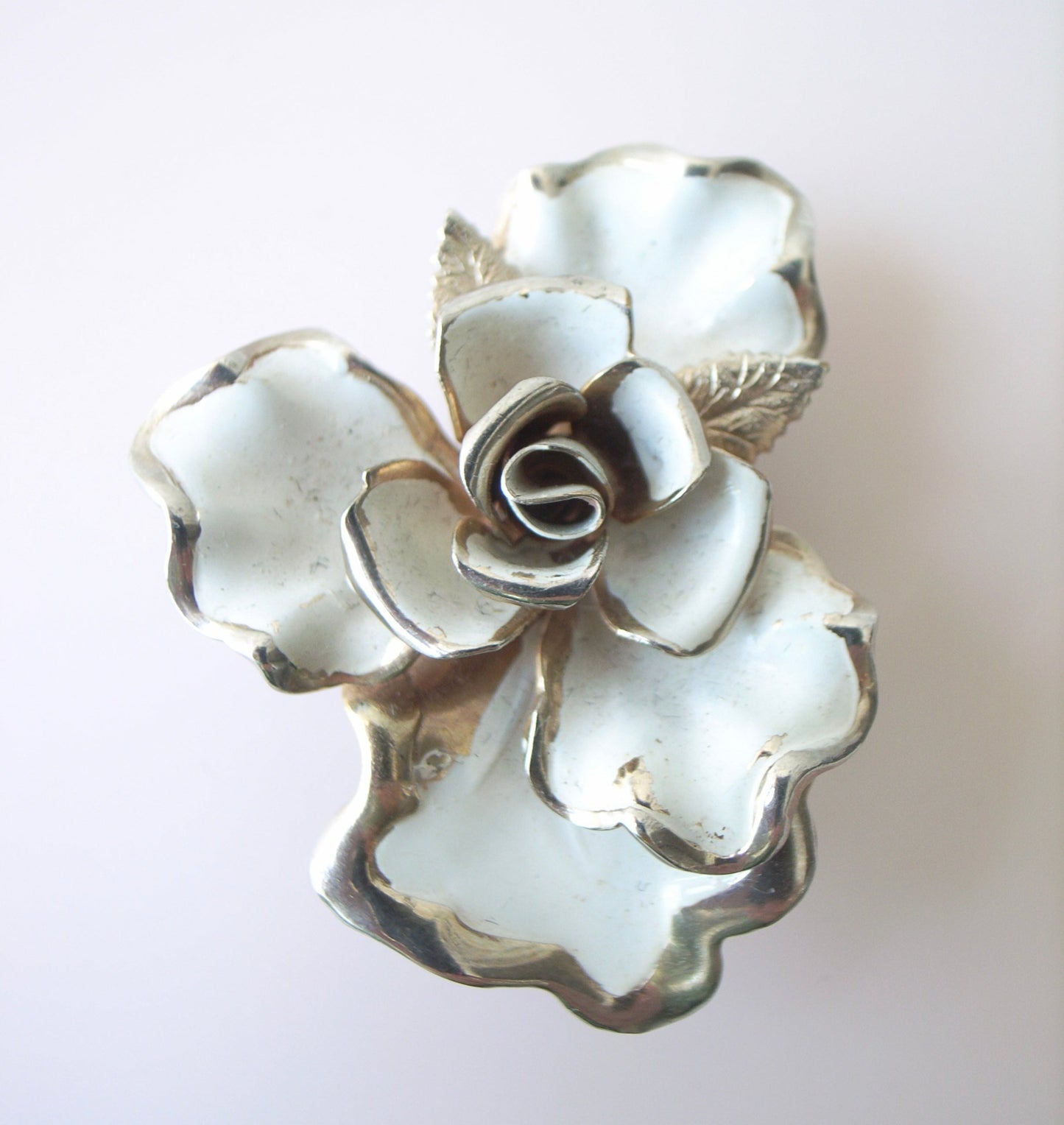Lucy & Matilda.-Vintage white rose earrings