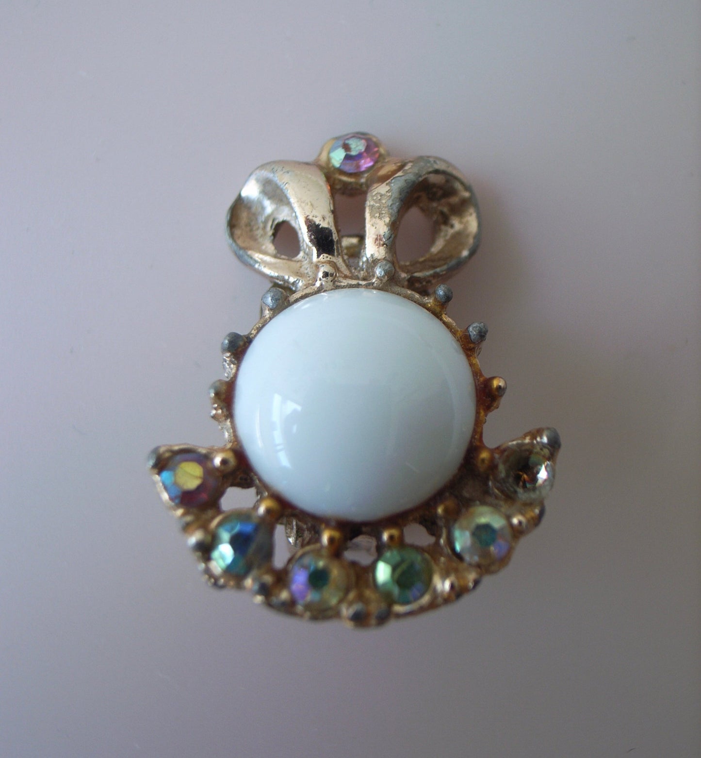Lucy & Matilda.-Vintage milk cabochon colorful earrings