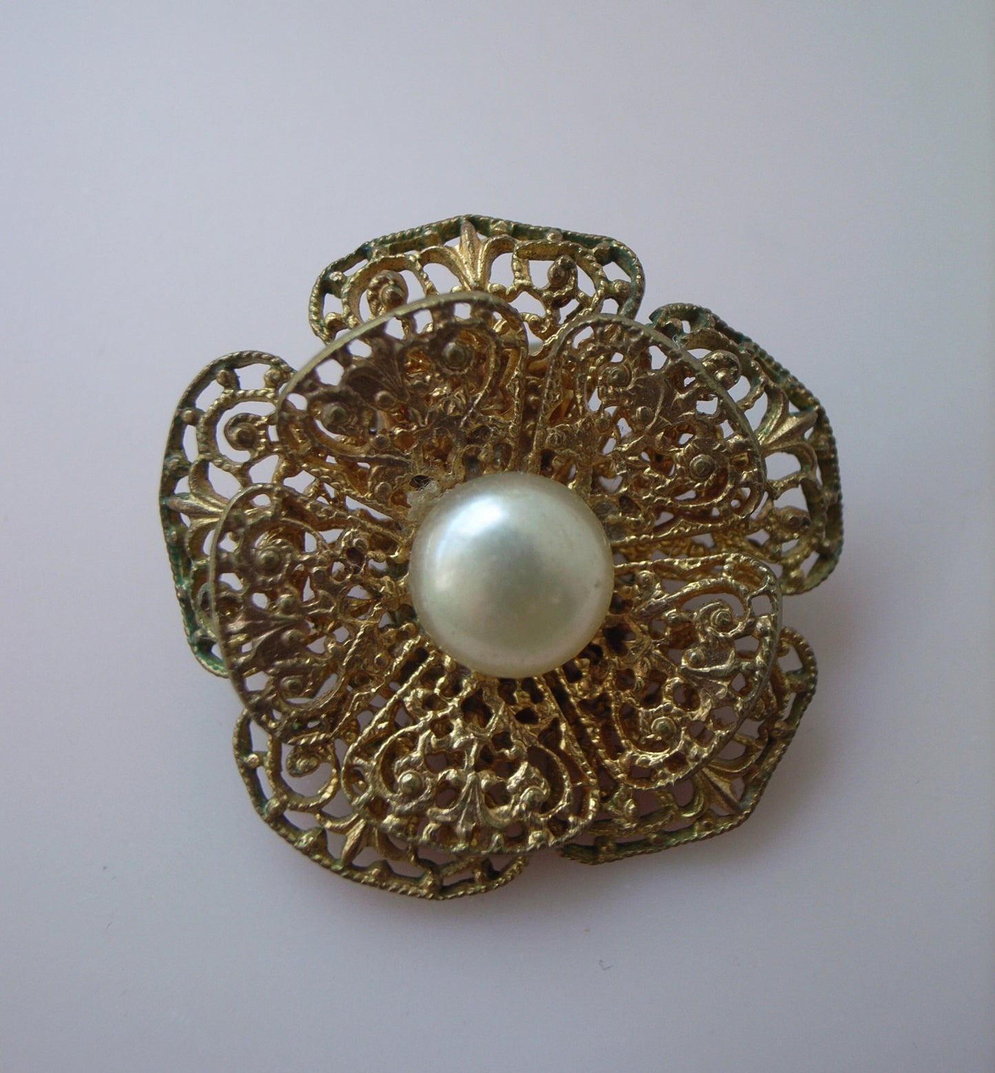 Lucy &amp; Matilda.-Vintage beautiful filigree flower earrings