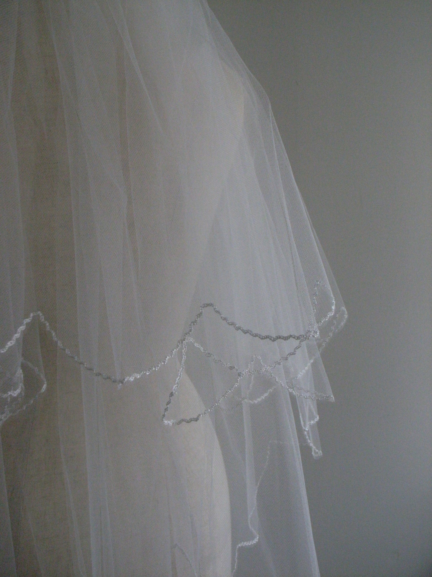 Wave Chain Stitch Short Veil